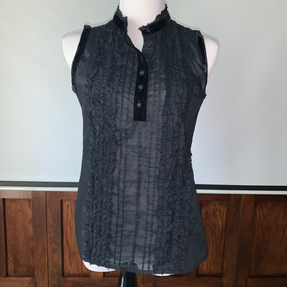 Mossimo M Black Top
